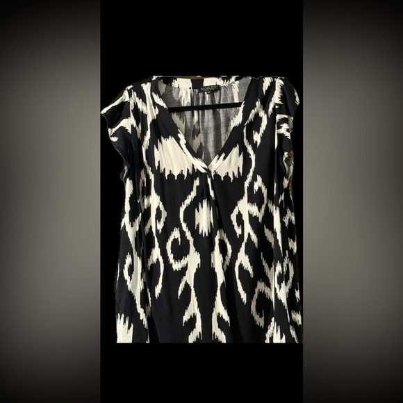 Rachel Zoe Black and White Graphic Blouse - Picture 1 of 3